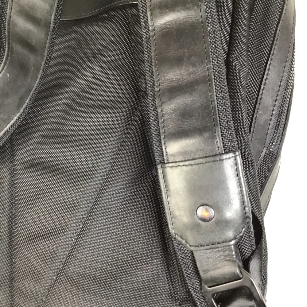 Allen Edmonds Black Backpack. - image 8